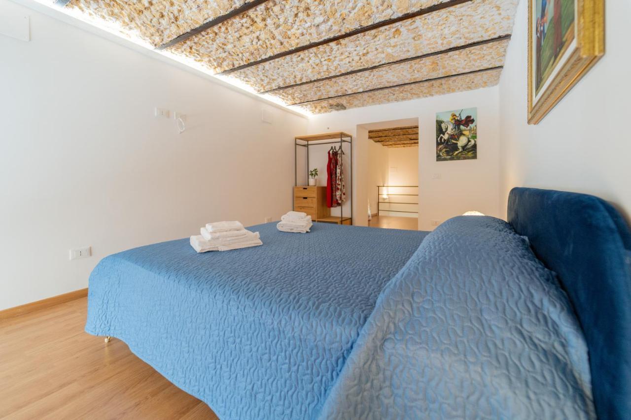 Antico Mercato Di Ortigia Lovely Apartment 시라쿠사 외부 사진